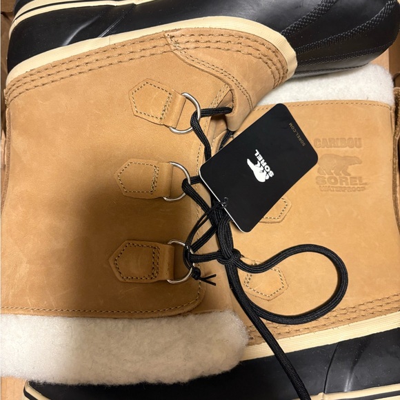 Sorel Caribou Boots in Brown and Black - Picture 1 of 2